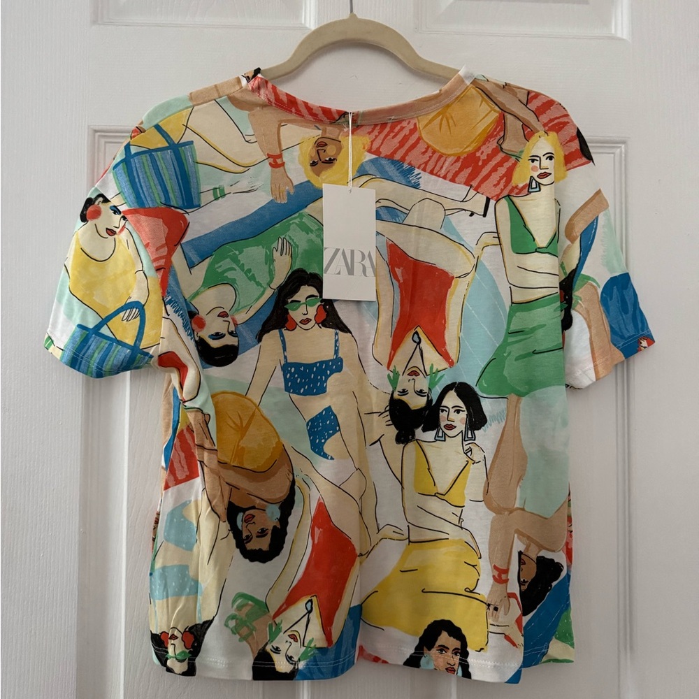 Zara Women's Multicolor Graphic Top